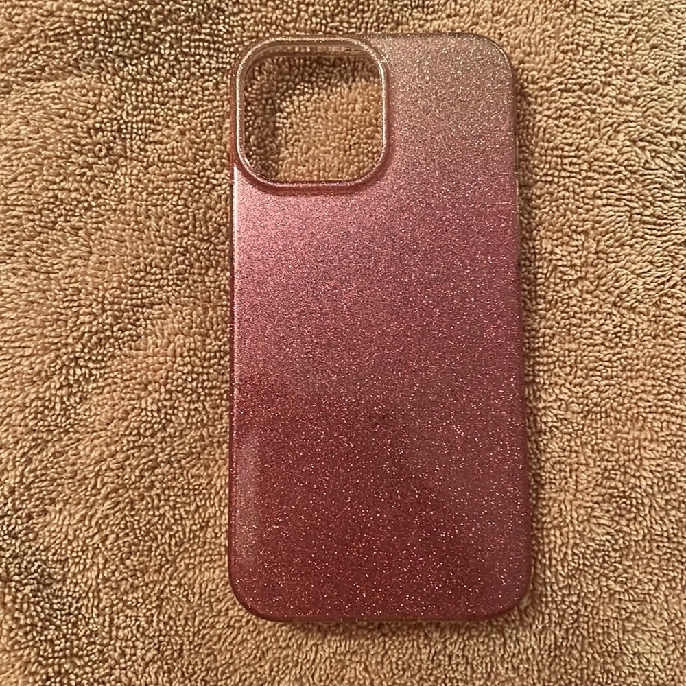 Insignia™ - Hard Shell Case with MagSafe for iPhone 13 & 12 Pro Max & iPhone